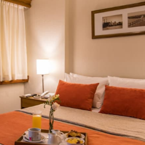 HOTEL CARLTON